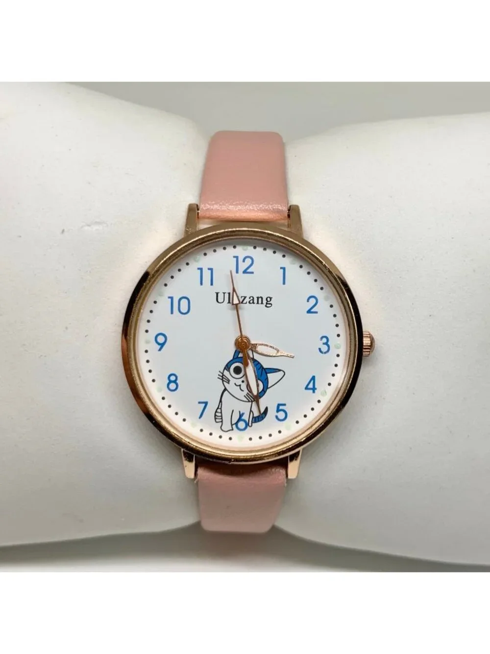 Women’s cat dial gold tone women’s watch 32mm quartz analog pink leather running